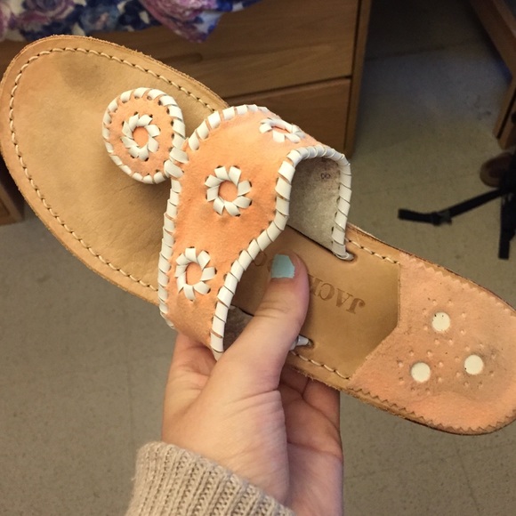 Jack Rogers Shoes - RARE! Jack Rogers Navajo Sandal Peach Suede Jack Rogers Shoes - RARE! Jack Rogers Navajo Sandal Peach Suede