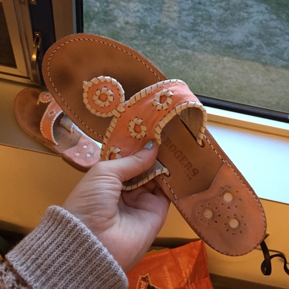 Jack Rogers Shoes - RARE! Jack Rogers Navajo Sandal Peach Suede Jack Rogers Shoes - RARE! Jack Rogers Navajo Sandal Peach Suede