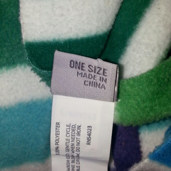 Old Navy scarf - Picture 4 of 4