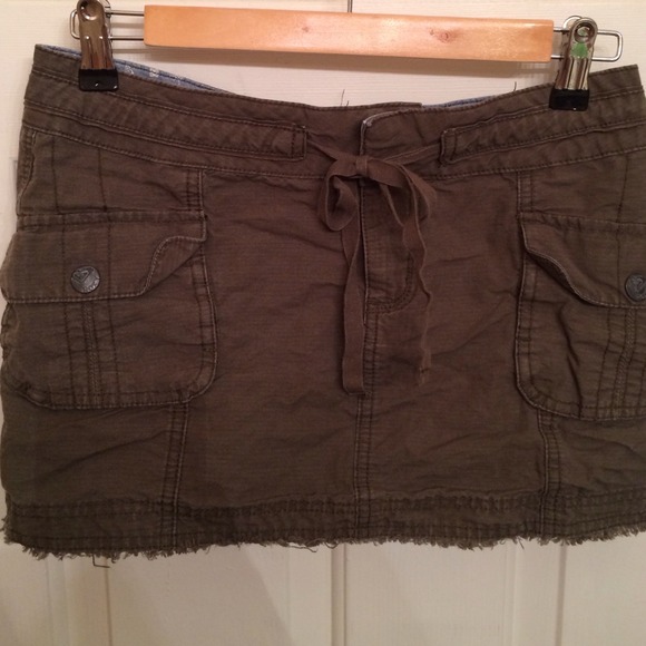 Roxy distressed miniskirt - Picture 2 of 3