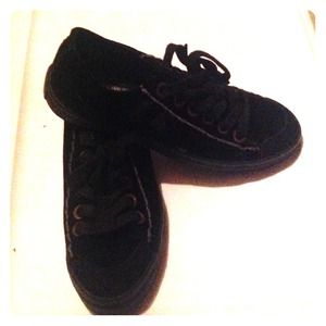 HOLD TRBJ shoes - 2 pair bundle