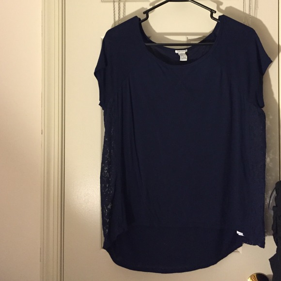 Forever 21 navy blue top with lace sides