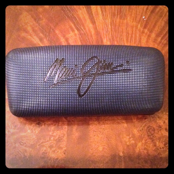 Maui Jim sunglasses case