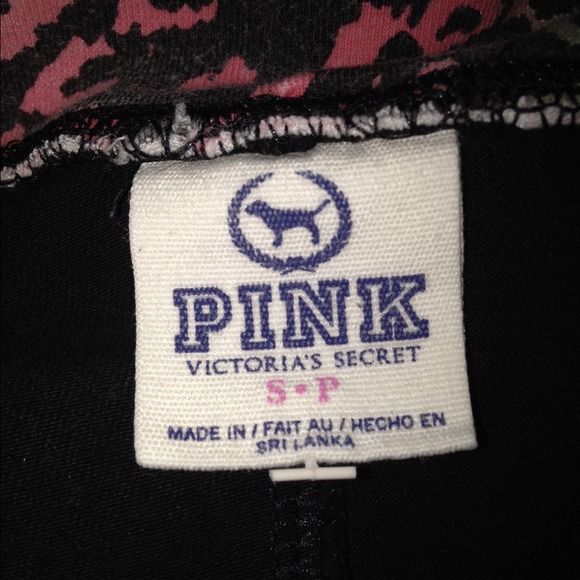 ❌SOLD❌in bundle VS Leopard Yoga Pants 💕 - Picture 4 of 4