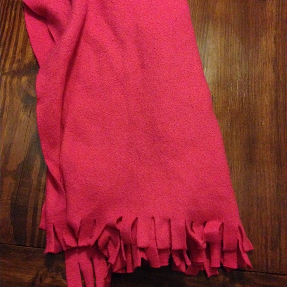 Pink fleece Blanket.