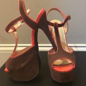 ankle strap, peep toe