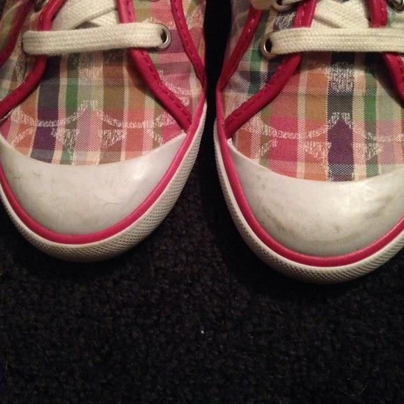 REDUCED ☑️ GIRLS COACH SHOES - Picture 4 of 4