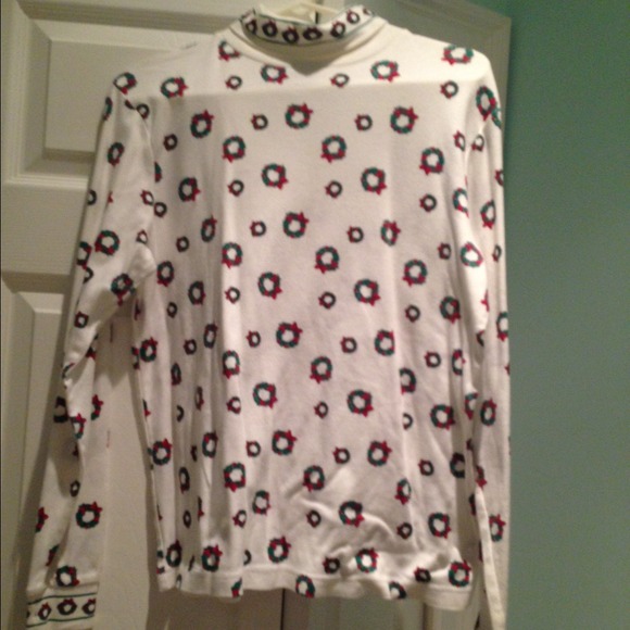 Christmas vneck