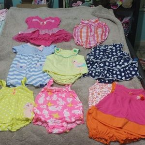 **REDUCED** Baby girl 6 months outfits