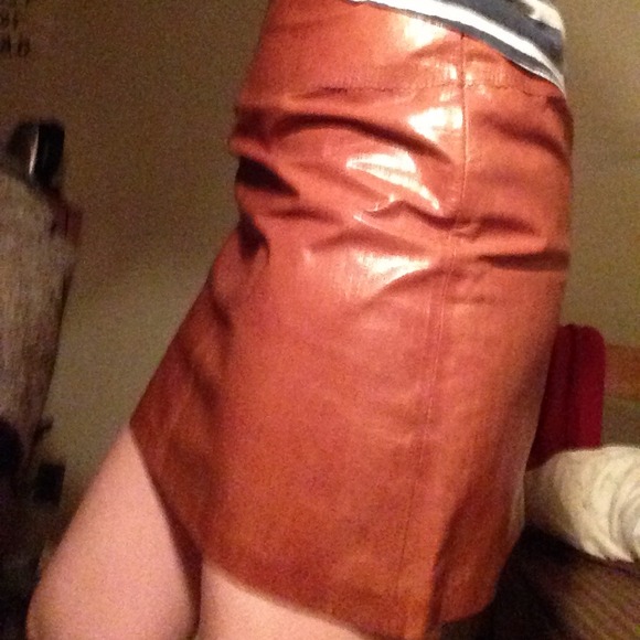 Genuine leather skirt - Picture 4 of 4