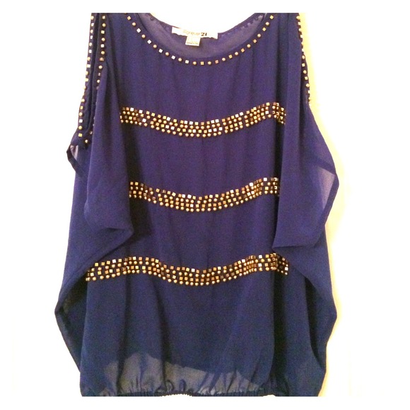 Open sleeve bluepurple top with golden metal beads