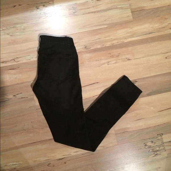 Black Skinny Jeans