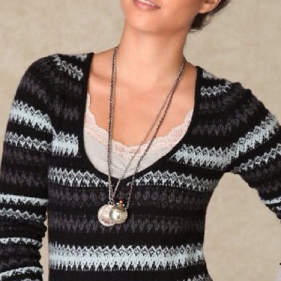 Free people dress 🌹✨not available in black✨ - Picture 4 of 4