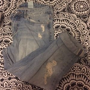 h&m distressed boyfriend jeans