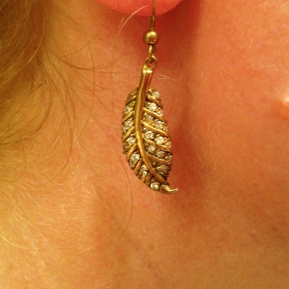 ❌SOLD❌Boho chic! Leaf earrings - Picture 3 of 3