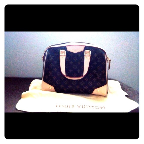 Louis Vuitton Retiro handbag!!