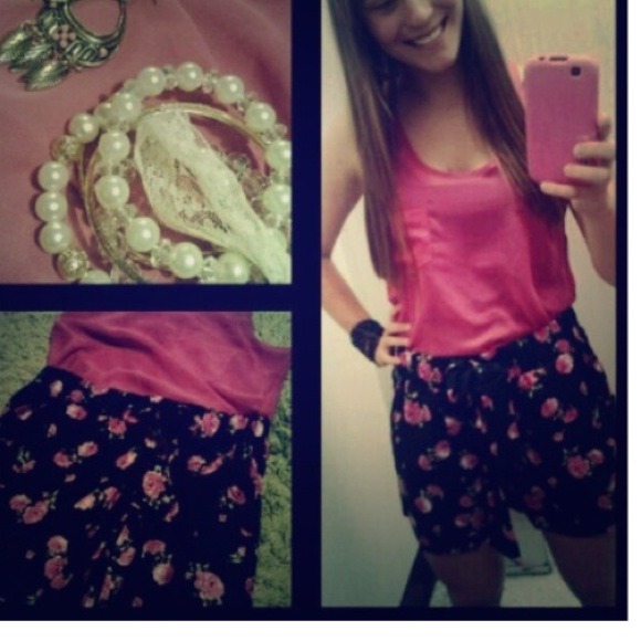Navy blue and hot pink flows high waist shorts