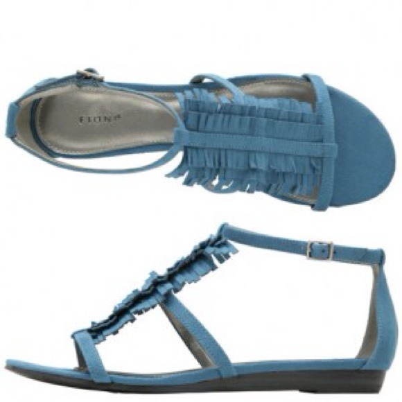 FRINGE SANDALS