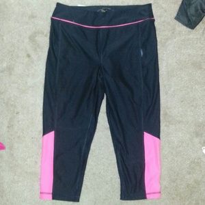 Black & Neon Pink Dri-Fit Capri