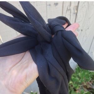 2 Brandy Melville Headbands