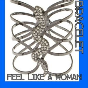 Snake encrasted with diamonds (bracelet)