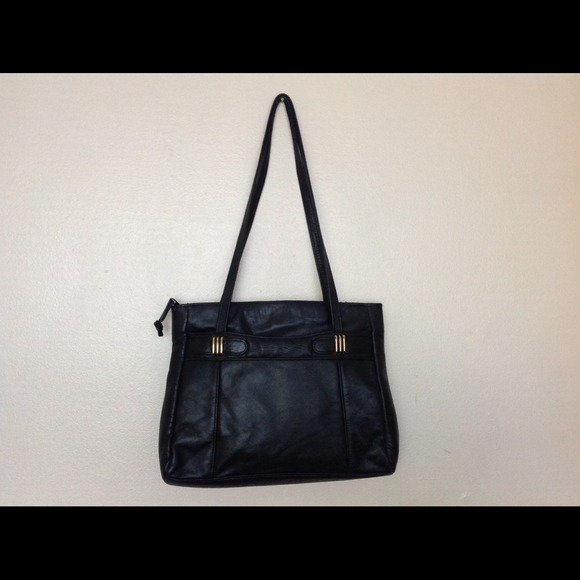 Beautiful Black leather shoulder bag - Picture 1 of 4