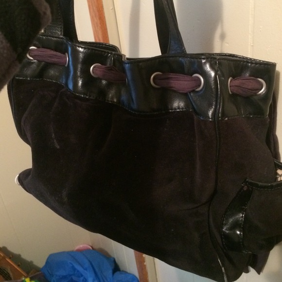 Needs some TLC that's why the price on it. - Picture 2 of 4