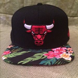 🌴🌸🌿 Chicago Bulls SnapBack 🌿🌸🌴