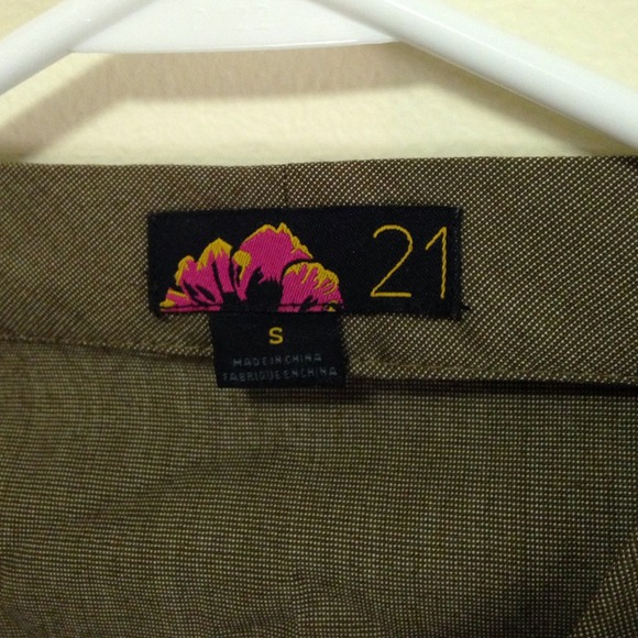 Olive green romper - Picture 3 of 3