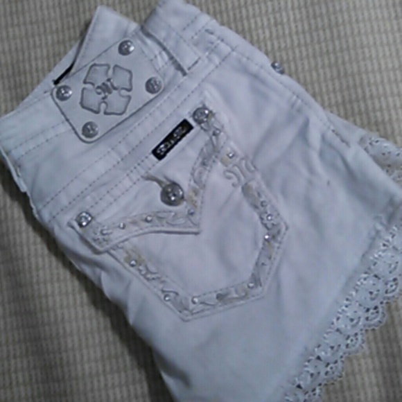 MissMe Shorts