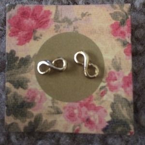 Infinity earings
