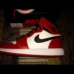 Chicago bull 1s ❌ SOLD ❌