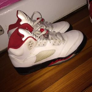 Fire red 5s