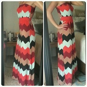 PERFECT FOR AUTUMN! Chevron Maxi