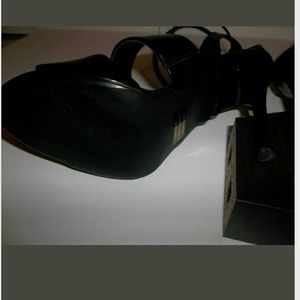 Black high heels sandals