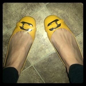 Yellow stylish flats with buckle