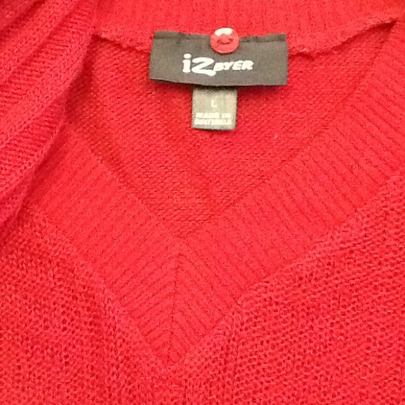 Beautiful sweater - Picture 2 of 3