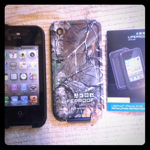 Brand new life proof case 4/s