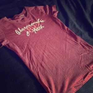 Abercrombie & Fitch tshirt