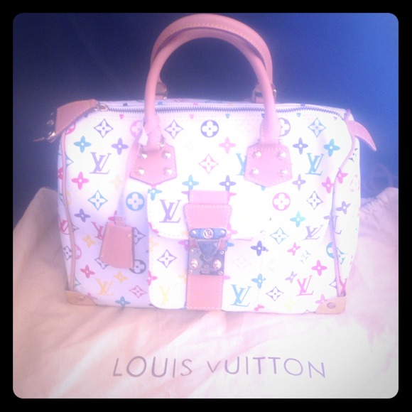 Gorgeous purse for a fraction of the price!
