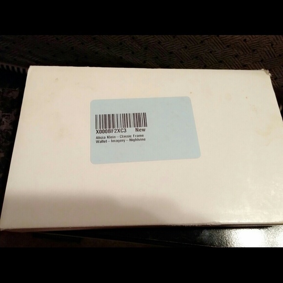 Alicia Klein Wallet NEW! - Picture 3 of 4