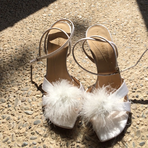 Beautiful Kate Spade feather heel