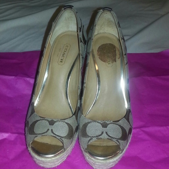 Coach wedges