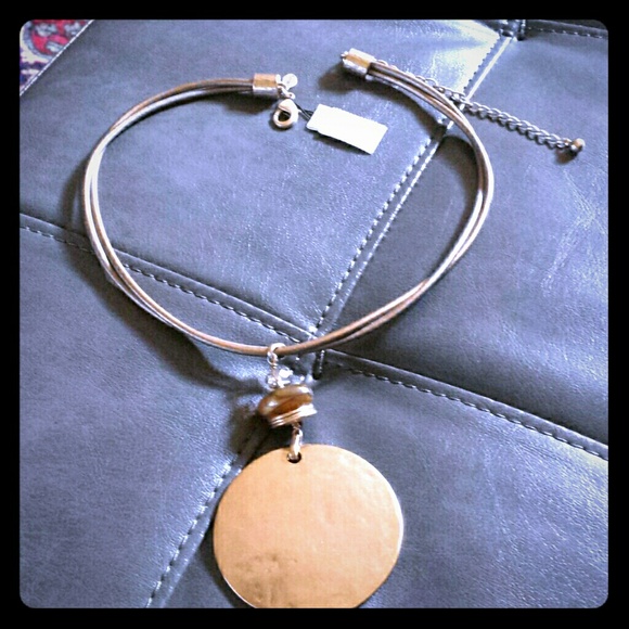 New Chico's copper medallion necklace