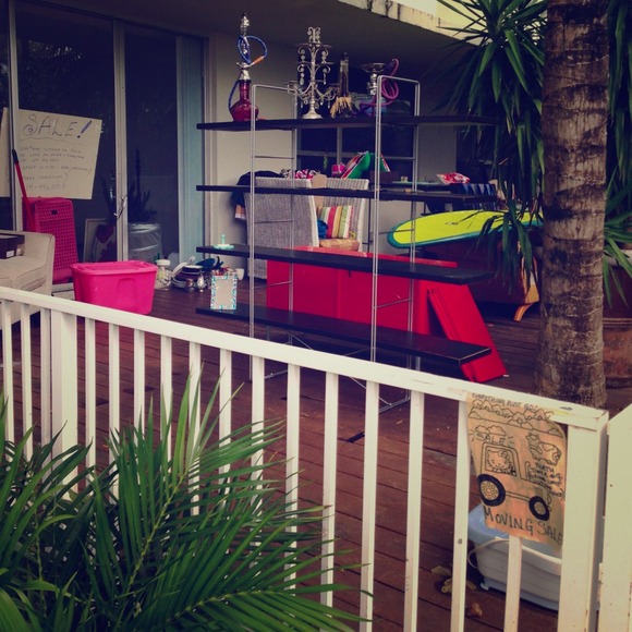 Store front<3