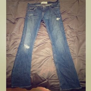 Hollister distressed Jeans