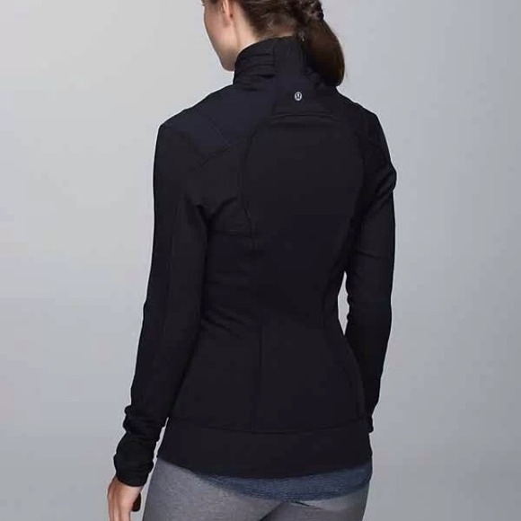 Lululemon Bhakti jacket black size 6 sold!!!!! - Picture 3 of 4
