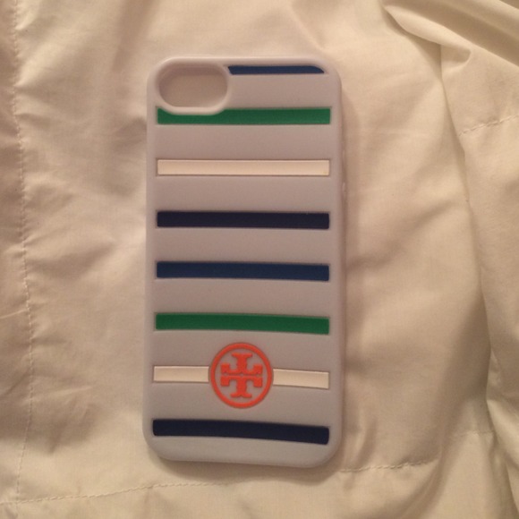 light gray/blue tory burch iphone 5 case!