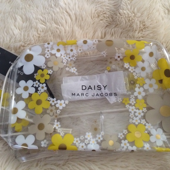 Marc Jacobs Accessories - Marc Jacobs clear make up bag Available