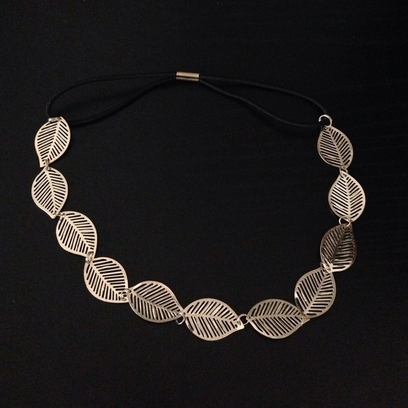 Accessories - Sold in bundle